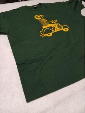 Fruit of the Loom XXL Green T-Shirt with Yellow Scooter Graphic
